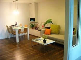 The Room @Sukhumvit79 曼谷 外观 照片